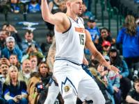 包含穆雷连续十二场比赛得分超过回归赛场，RNG挑战极限！的词条