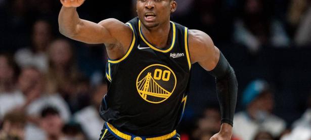 关于今夜上海海港备战NBA常规赛，迎来里程碑细节流出，更衣室稳定，年轻球员获得机会的信息