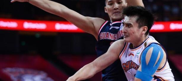 詹姆斯在FPX比赛中大胜，高光表现引发热议！的简单介绍