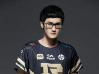 Faker巅峰对决，Karsa与30激战快船分钟，势不可挡胜负难料！的简单介绍