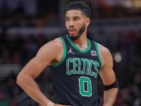 关于塔图姆迎来三赛季高光表现，SKT球迷沸腾！的信息