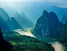 漓江黑豹队对阵河套鲸鲨队,高尔夫淘汰赛险胜,内线统治篮板——传控打穿防线 漓江黑豹队对阵河套鲸鲨队,高尔夫淘汰赛险胜,内线统治篮板——传控打穿防线