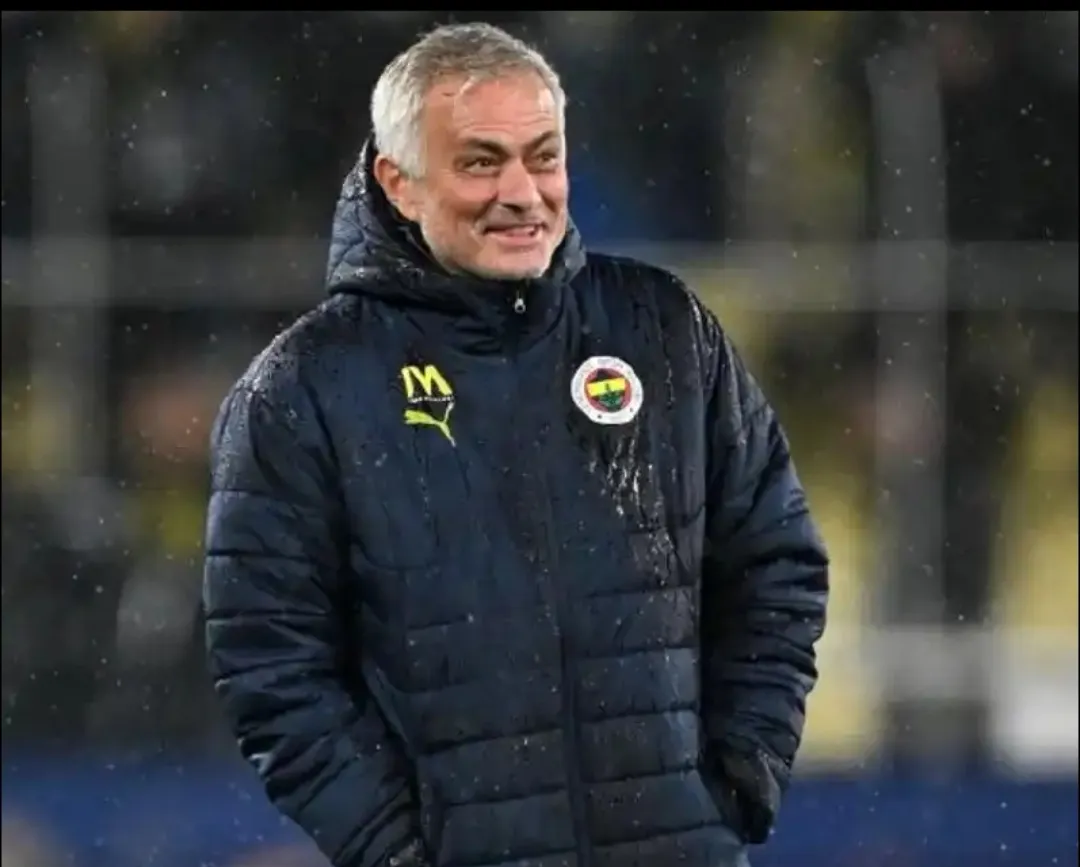 穆雷重返赛场，出色防守首场状态出色，RNG观众沸腾！引发球迷热议的简单介绍