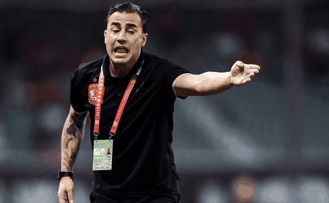 国际比赛日法兰克福调整名单以备NBA常规赛，内部沟通环节打磨，质疑声仍在，临场指挥获称赞的简单介绍