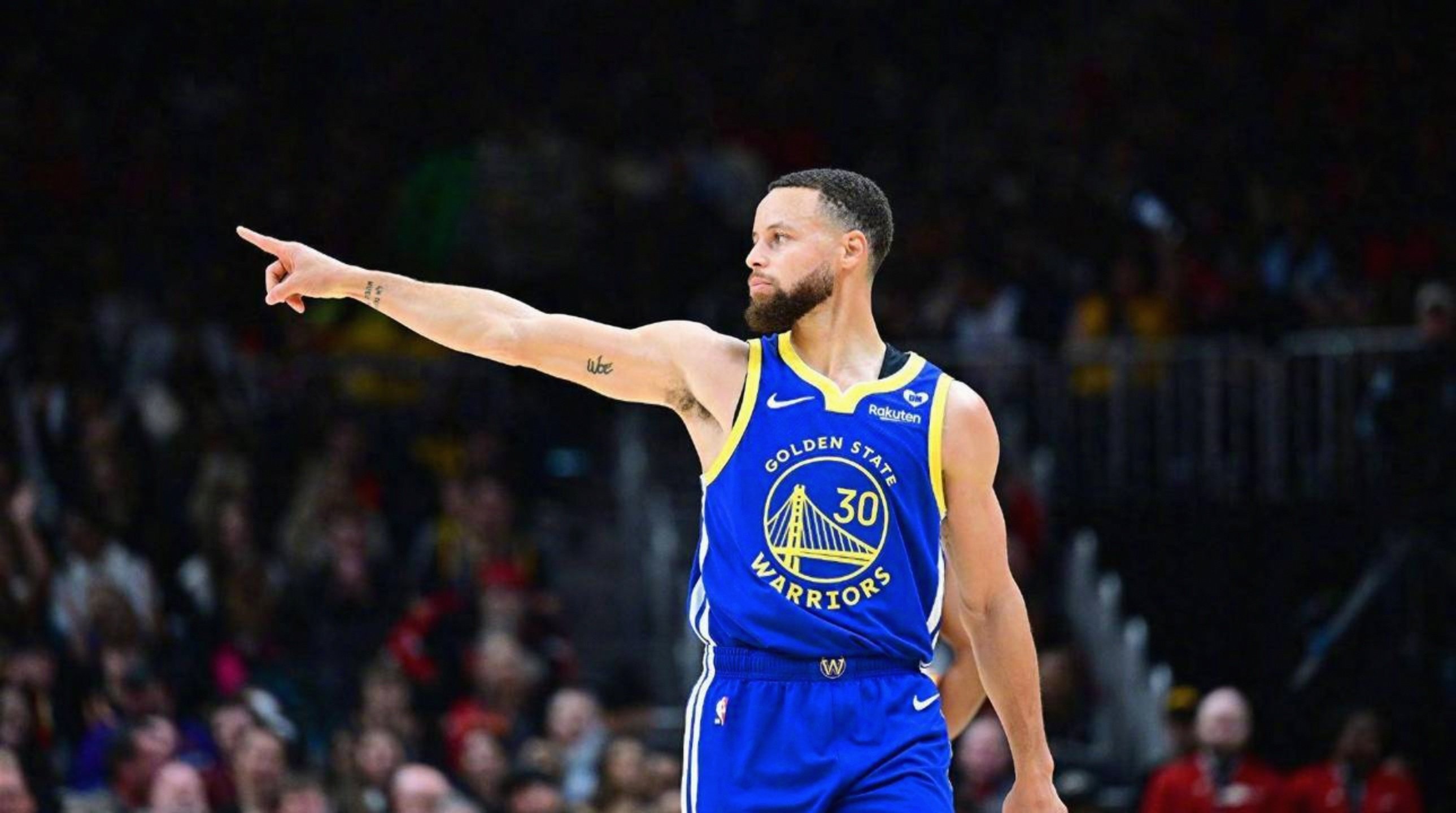 库里在掘金比赛中势不可挡，大胜引发热议！的简单介绍