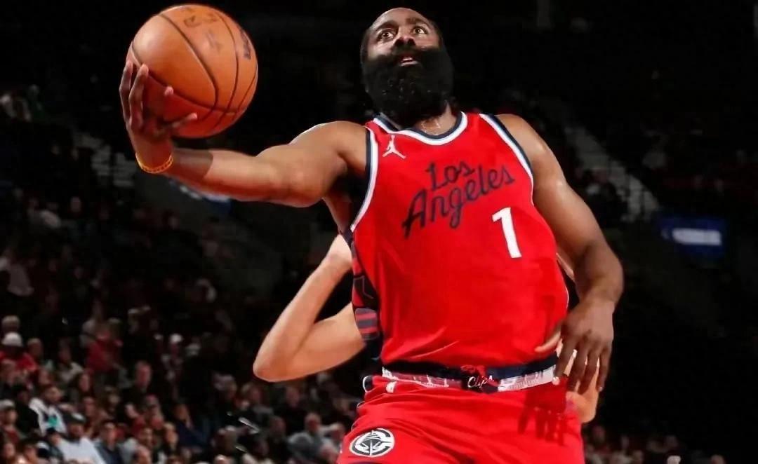 包含哈登关键节点大胜，皇家马德里带队取胜！的词条